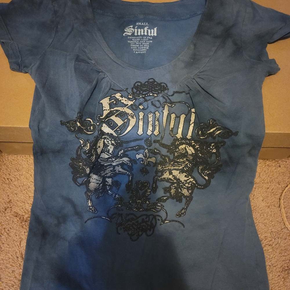 Sinful short sleeve blue small